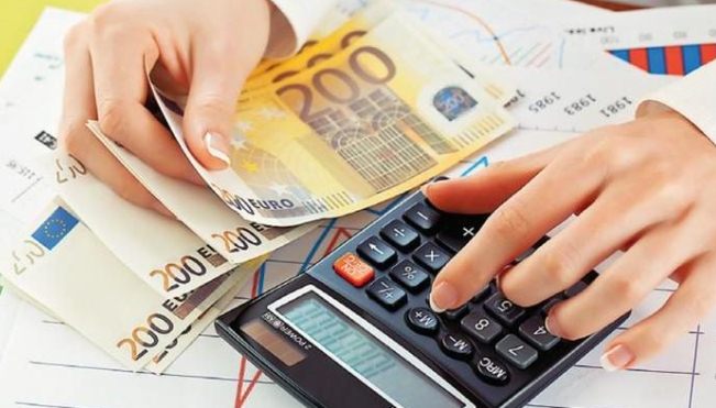 Tatimpaguesit e medhenj: Si ka ndryshuar kontributi ne buxhet qe prej 2012